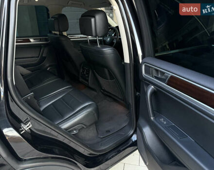 Чорний Фольксваген Туарег, об'ємом двигуна 2.97 л та пробігом 225 тис. км за 27500 $, фото 37 на Automoto.ua