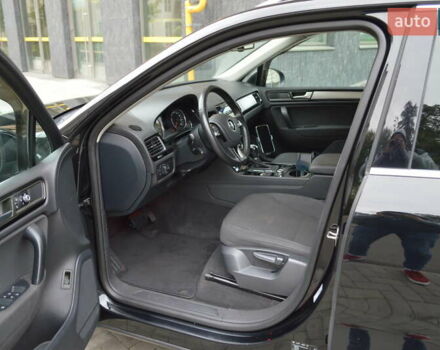 Чорний Фольксваген Туарег, об'ємом двигуна 2.97 л та пробігом 256 тис. км за 18900 $, фото 22 на Automoto.ua