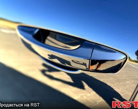 Черный Фольксваген Туарег, объемом двигателя 3 л и пробегом 184 тыс. км за 21800 $, фото 6 на Automoto.ua