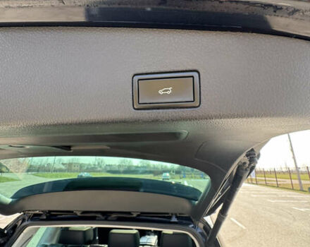 Черный Фольксваген Туарег, объемом двигателя 2.97 л и пробегом 257 тыс. км за 24000 $, фото 18 на Automoto.ua