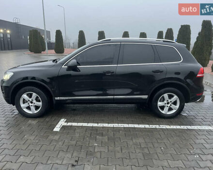 Черный Фольксваген Туарег, объемом двигателя 3 л и пробегом 265 тыс. км за 21500 $, фото 3 на Automoto.ua