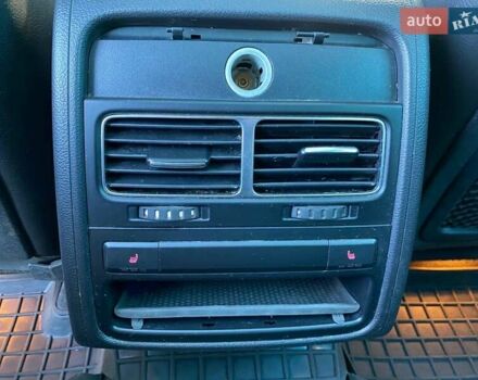 Черный Фольксваген Туарег, объемом двигателя 3 л и пробегом 236 тыс. км за 22900 $, фото 32 на Automoto.ua