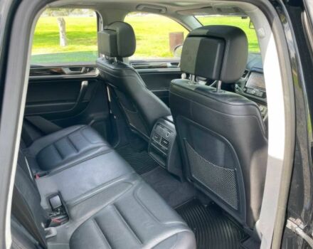 Черный Фольксваген Туарег, объемом двигателя 3 л и пробегом 90 тыс. км за 4200 $, фото 15 на Automoto.ua