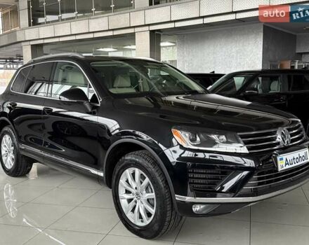 Черный Фольксваген Туарег, объемом двигателя 2.97 л и пробегом 180 тыс. км за 29870 $, фото 4 на Automoto.ua