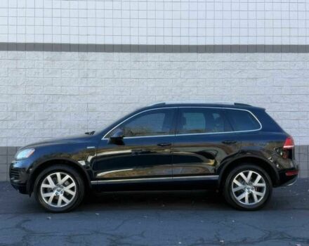 Чорний Фольксваген Туарег, об'ємом двигуна 3 л та пробігом 84 тис. км за 3300 $, фото 2 на Automoto.ua