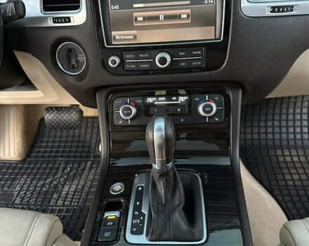 Черный Фольксваген Туарег, объемом двигателя 3 л и пробегом 269 тыс. км за 32500 $, фото 15 на Automoto.ua