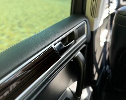 Черный Фольксваген Туарег, объемом двигателя 3 л и пробегом 216 тыс. км за 27400 $, фото 13 на Automoto.ua