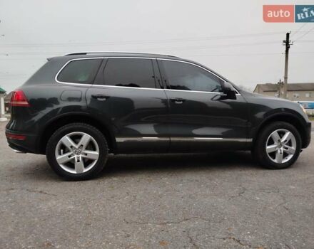 Черный Фольксваген Туарег, объемом двигателя 3 л и пробегом 252 тыс. км за 18600 $, фото 7 на Automoto.ua