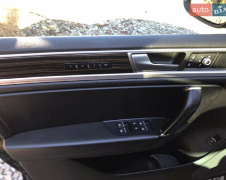 Черный Фольксваген Туарег, объемом двигателя 3 л и пробегом 208 тыс. км за 30500 $, фото 38 на Automoto.ua