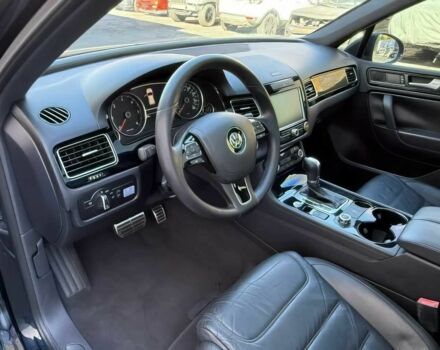 Чорний Фольксваген Туарег, об'ємом двигуна 3 л та пробігом 84 тис. км за 3300 $, фото 10 на Automoto.ua