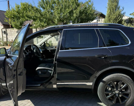 Чорний Фольксваген Туарег, об'ємом двигуна 2.97 л та пробігом 192 тис. км за 20700 $, фото 1 на Automoto.ua