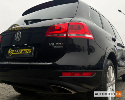 Чорний Фольксваген Туарег, об'ємом двигуна 3 л та пробігом 272 тис. км за 22990 $, фото 9 на Automoto.ua