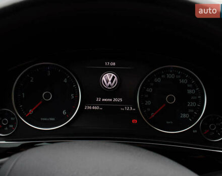 Черный Фольксваген Туарег, объемом двигателя 3 л и пробегом 236 тыс. км за 24999 $, фото 21 на Automoto.ua