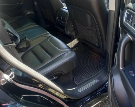 Черный Фольксваген Туарег, объемом двигателя 3 л и пробегом 219 тыс. км за 25550 $, фото 7 на Automoto.ua