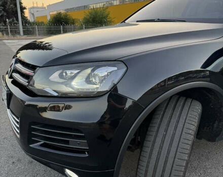 Черный Фольксваген Туарег, объемом двигателя 2.97 л и пробегом 240 тыс. км за 20500 $, фото 7 на Automoto.ua