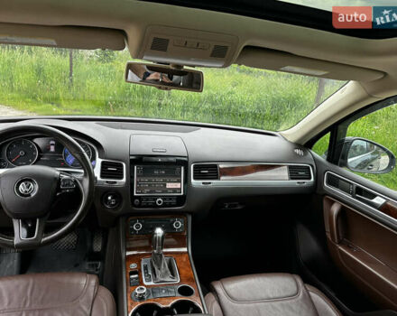 Черный Фольксваген Туарег, объемом двигателя 3 л и пробегом 360 тыс. км за 16200 $, фото 14 на Automoto.ua