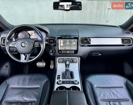 Черный Фольксваген Туарег, объемом двигателя 2.97 л и пробегом 268 тыс. км за 20990 $, фото 17 на Automoto.ua