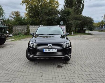 Черный Фольксваген Туарег, объемом двигателя 3 л и пробегом 330 тыс. км за 19999 $, фото 6 на Automoto.ua