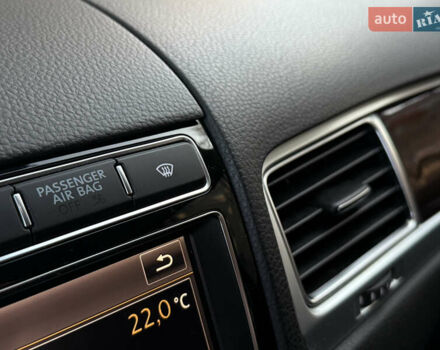 Чорний Фольксваген Туарег, об'ємом двигуна 2.97 л та пробігом 225 тис. км за 27500 $, фото 56 на Automoto.ua