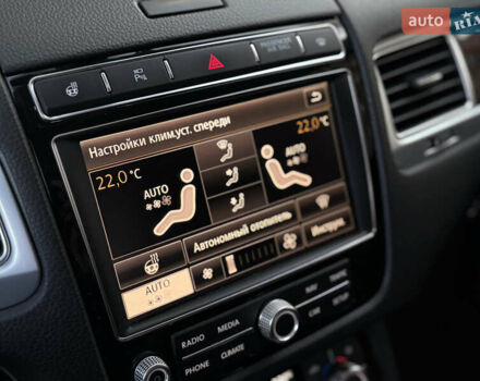 Чорний Фольксваген Туарег, об'ємом двигуна 2.97 л та пробігом 225 тис. км за 27500 $, фото 54 на Automoto.ua