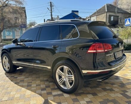 Черный Фольксваген Туарег, объемом двигателя 3 л и пробегом 216 тыс. км за 27400 $, фото 6 на Automoto.ua