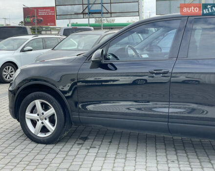 Черный Фольксваген Туарег, объемом двигателя 2.97 л и пробегом 249 тыс. км за 22500 $, фото 7 на Automoto.ua