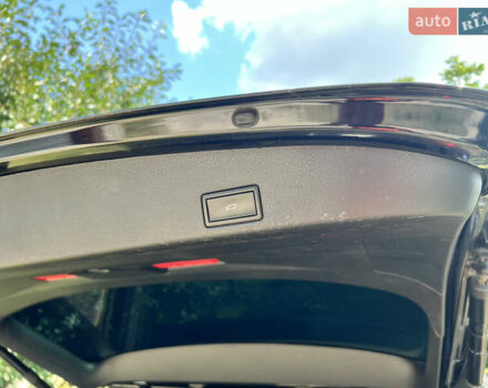 Черный Фольксваген Туарег, объемом двигателя 2.97 л и пробегом 183 тыс. км за 26500 $, фото 16 на Automoto.ua