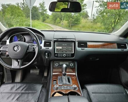 Черный Фольксваген Туарег, объемом двигателя 3 л и пробегом 236 тыс. км за 21600 $, фото 14 на Automoto.ua
