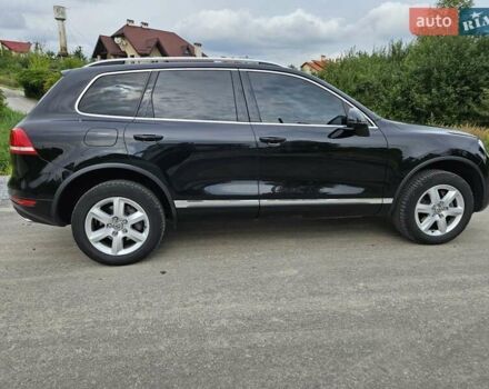 Черный Фольксваген Туарег, объемом двигателя 3 л и пробегом 236 тыс. км за 21600 $, фото 3 на Automoto.ua
