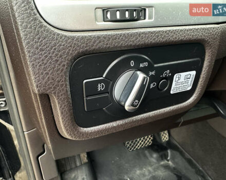 Черный Фольксваген Туарег, объемом двигателя 3 л и пробегом 360 тыс. км за 16200 $, фото 27 на Automoto.ua