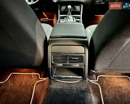 Черный Фольксваген Туарег, объемом двигателя 3 л и пробегом 245 тыс. км за 19500 $, фото 45 на Automoto.ua