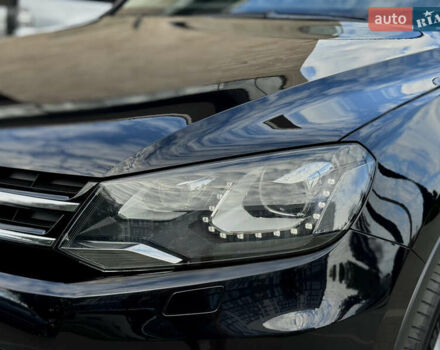 Черный Фольксваген Туарег, объемом двигателя 2.97 л и пробегом 150 тыс. км за 28500 $, фото 9 на Automoto.ua