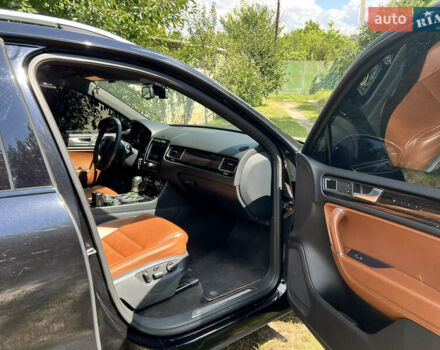 Черный Фольксваген Туарег, объемом двигателя 2.97 л и пробегом 183 тыс. км за 26500 $, фото 11 на Automoto.ua