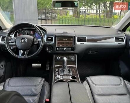 Черный Фольксваген Туарег, объемом двигателя 3 л и пробегом 130 тыс. км за 25500 $, фото 17 на Automoto.ua