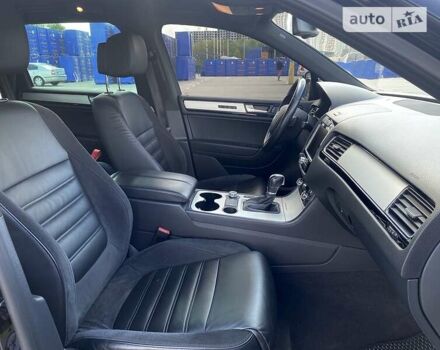 Черный Фольксваген Туарег, объемом двигателя 3 л и пробегом 223 тыс. км за 25500 $, фото 33 на Automoto.ua