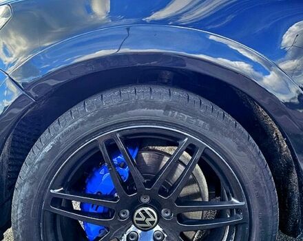 Черный Фольксваген Туарег, объемом двигателя 4.2 л и пробегом 330 тыс. км за 19999 $, фото 2 на Automoto.ua