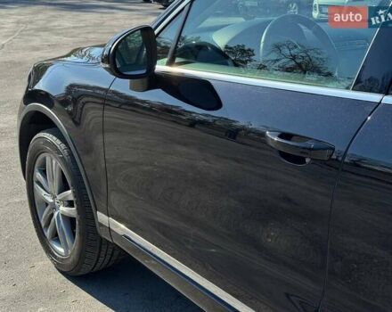 Черный Фольксваген Туарег, объемом двигателя 2.97 л и пробегом 199 тыс. км за 22000 $, фото 18 на Automoto.ua