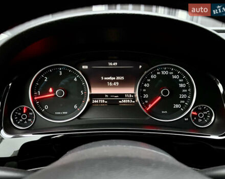 Черный Фольксваген Туарег, объемом двигателя 3 л и пробегом 245 тыс. км за 19500 $, фото 18 на Automoto.ua