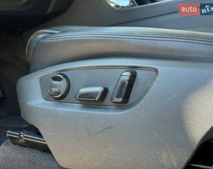 Черный Фольксваген Туарег, объемом двигателя 2.97 л и пробегом 199 тыс. км за 22000 $, фото 26 на Automoto.ua