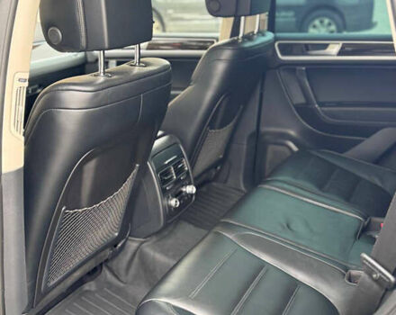 Черный Фольксваген Туарег, объемом двигателя 2.97 л и пробегом 210 тыс. км за 24999 $, фото 9 на Automoto.ua