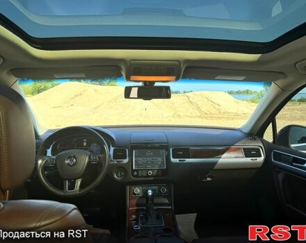 Черный Фольксваген Туарег, объемом двигателя 3 л и пробегом 184 тыс. км за 21800 $, фото 8 на Automoto.ua