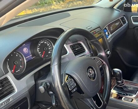 Черный Фольксваген Туарег, объемом двигателя 3 л и пробегом 374 тыс. км за 19990 $, фото 33 на Automoto.ua