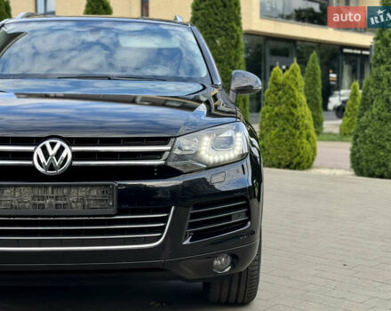 Черный Фольксваген Туарег, объемом двигателя 2.97 л и пробегом 150 тыс. км за 28500 $, фото 7 на Automoto.ua
