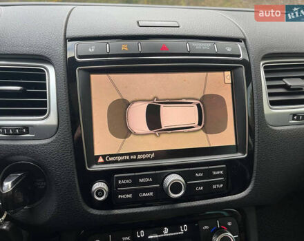 Черный Фольксваген Туарег, объемом двигателя 2.97 л и пробегом 242 тыс. км за 25900 $, фото 18 на Automoto.ua