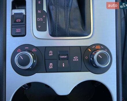 Черный Фольксваген Туарег, объемом двигателя 3 л и пробегом 236 тыс. км за 22900 $, фото 26 на Automoto.ua