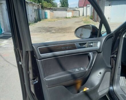 Черный Фольксваген Туарег, объемом двигателя 3 л и пробегом 219 тыс. км за 25550 $, фото 12 на Automoto.ua