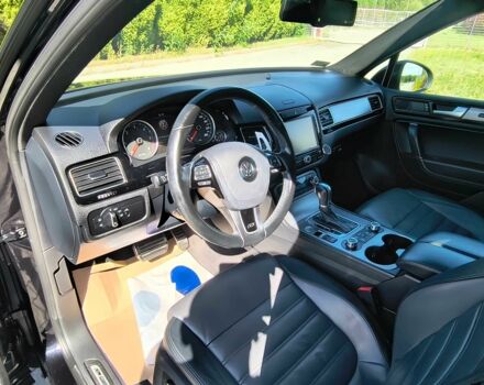 Чорний Фольксваген Туарег, об'ємом двигуна 3 л та пробігом 82 тис. км за 6800 $, фото 5 на Automoto.ua