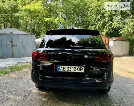 Чорний Фольксваген Туарег, об'ємом двигуна 2.97 л та пробігом 130 тис. км за 33000 $, фото 5 на Automoto.ua