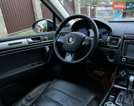 Черный Фольксваген Туарег, объемом двигателя 2.97 л и пробегом 267 тыс. км за 19900 $, фото 38 на Automoto.ua