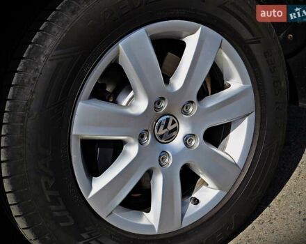 Чорний Фольксваген Туарег, об'ємом двигуна 2.97 л та пробігом 239 тис. км за 20800 $, фото 4 на Automoto.ua